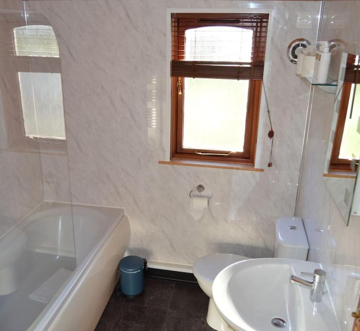 Woolpack Chalet Holmrook